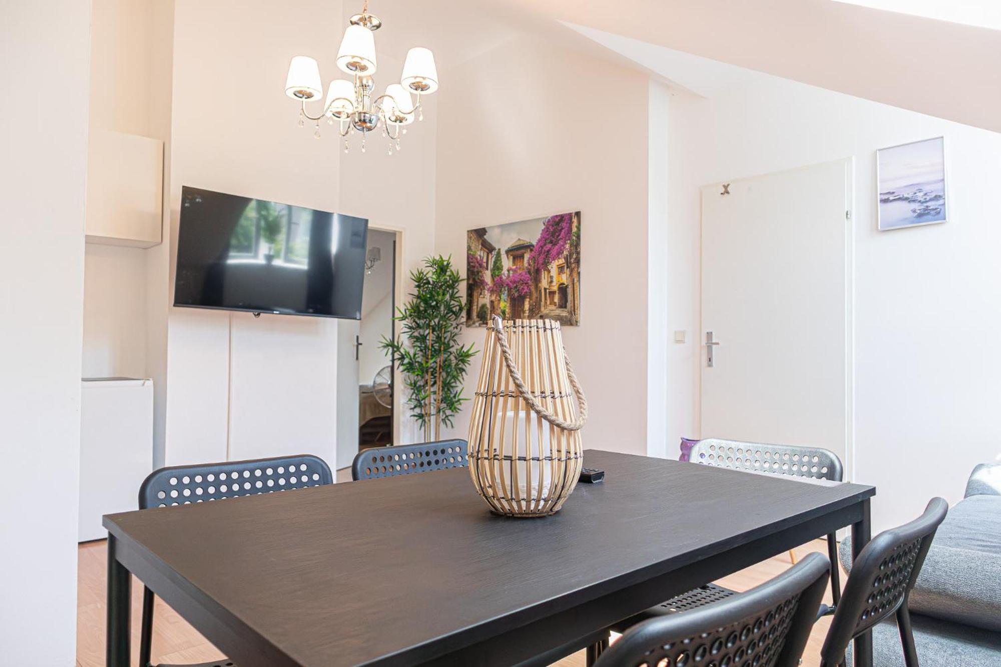 Spacious 2Br Apt Great Location - Near Schoenbrunn 维也纳 外观 照片